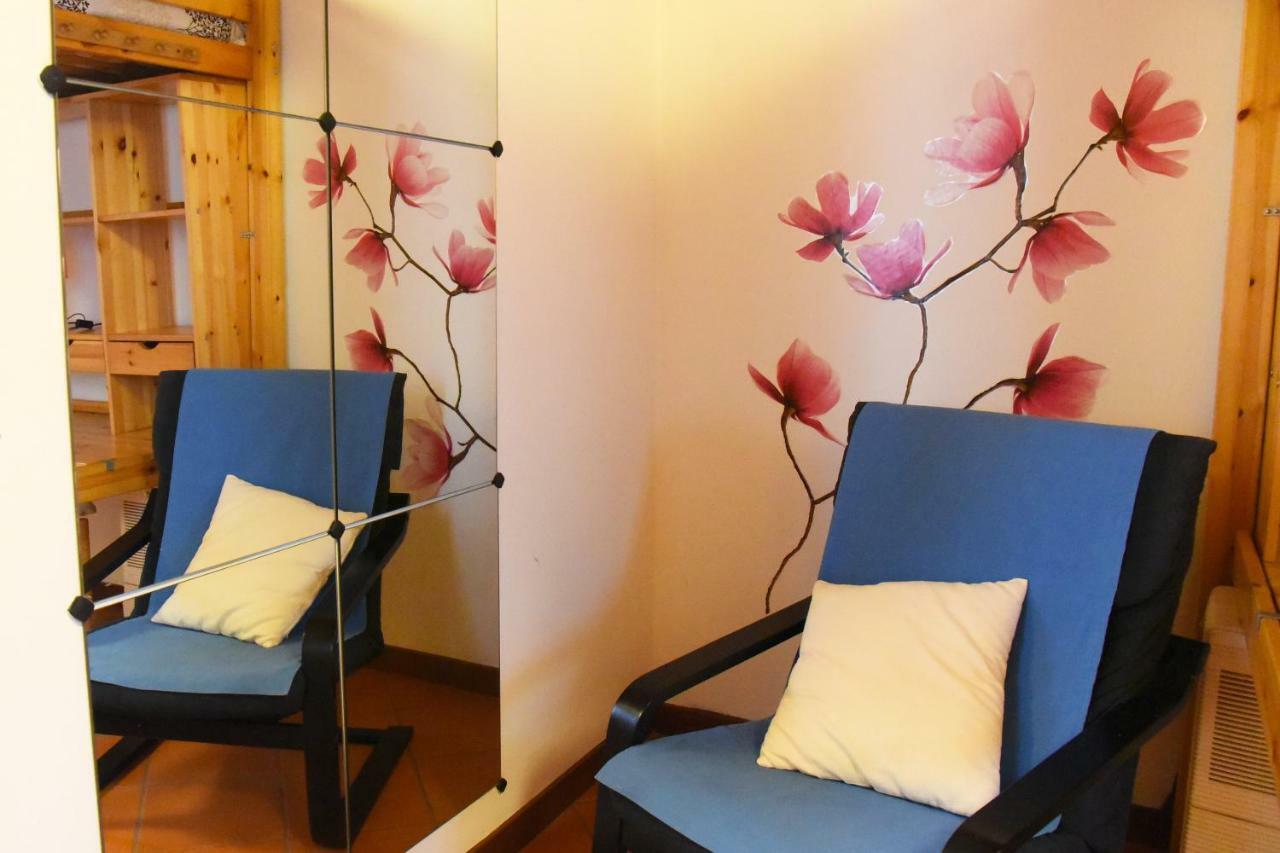 Apartamento Cozy Garden Retrait Varenna Exterior foto
